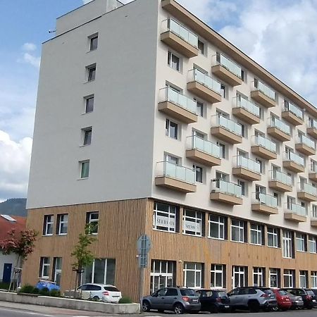 Hybadlo Motel Liptovský Hrádok Exterior foto
