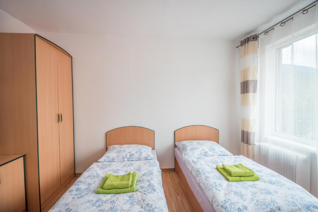 Hybadlo Motel Liptovský Hrádok Exterior foto